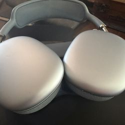 Like NEW Apple AirPods MAX Wireless Headphones