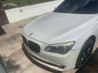2012 BMW 7 Series