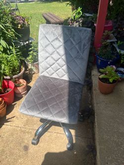 Swivel chair