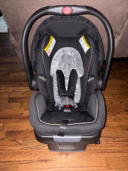 Graco Baby Car Seat and Stroller