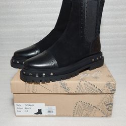 Free People Boots. Black. Brand New In Box. Size 8.5 Women's Shoes. Authentic 