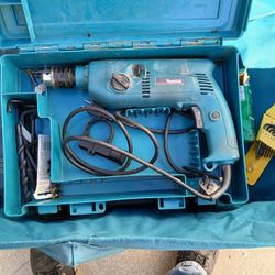 MAKITA. DRILL/HAMMER DRILL