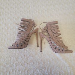 Nude/Pink Heel - Size 8.5