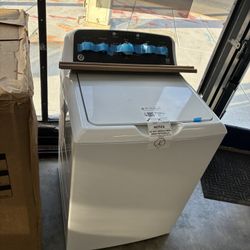 New G.E Top Load washer 4.5 Cb Ft 