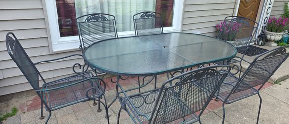 Patio set
