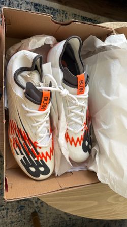 New Balance Burn X3 lacrosse cleats