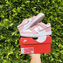 Nike Dunk Low Pink Velvet Size 6.5y / 8w