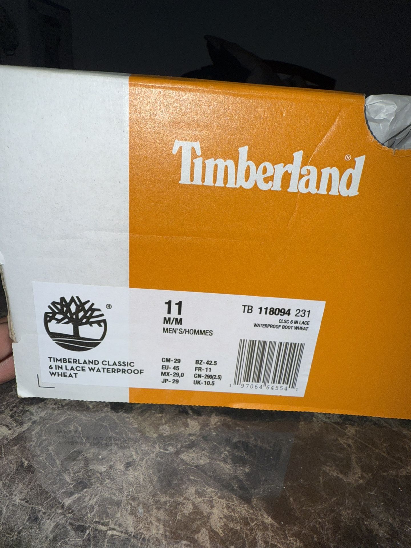 Men’s Size 11 Timberland Classic 6IN. Lace waterproof Wheat