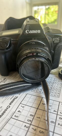Canon EOS 650 Camera