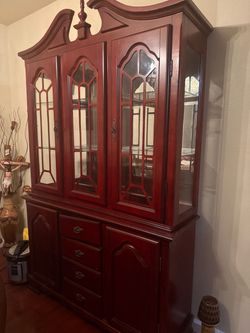 China/ display cabinet