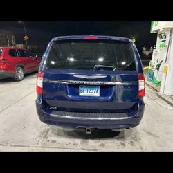 2013 Chrysler Town & Country