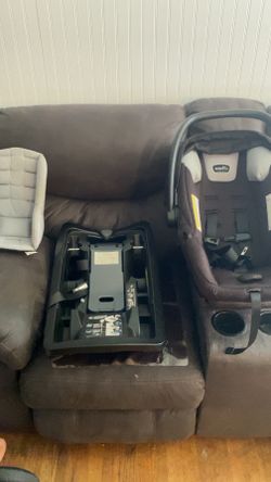 Car Seat Base And Carrier Including Infant Insert