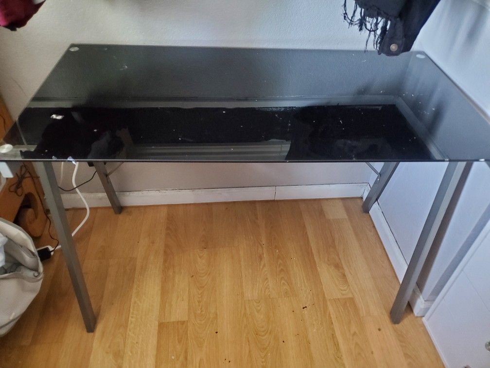 table/desk