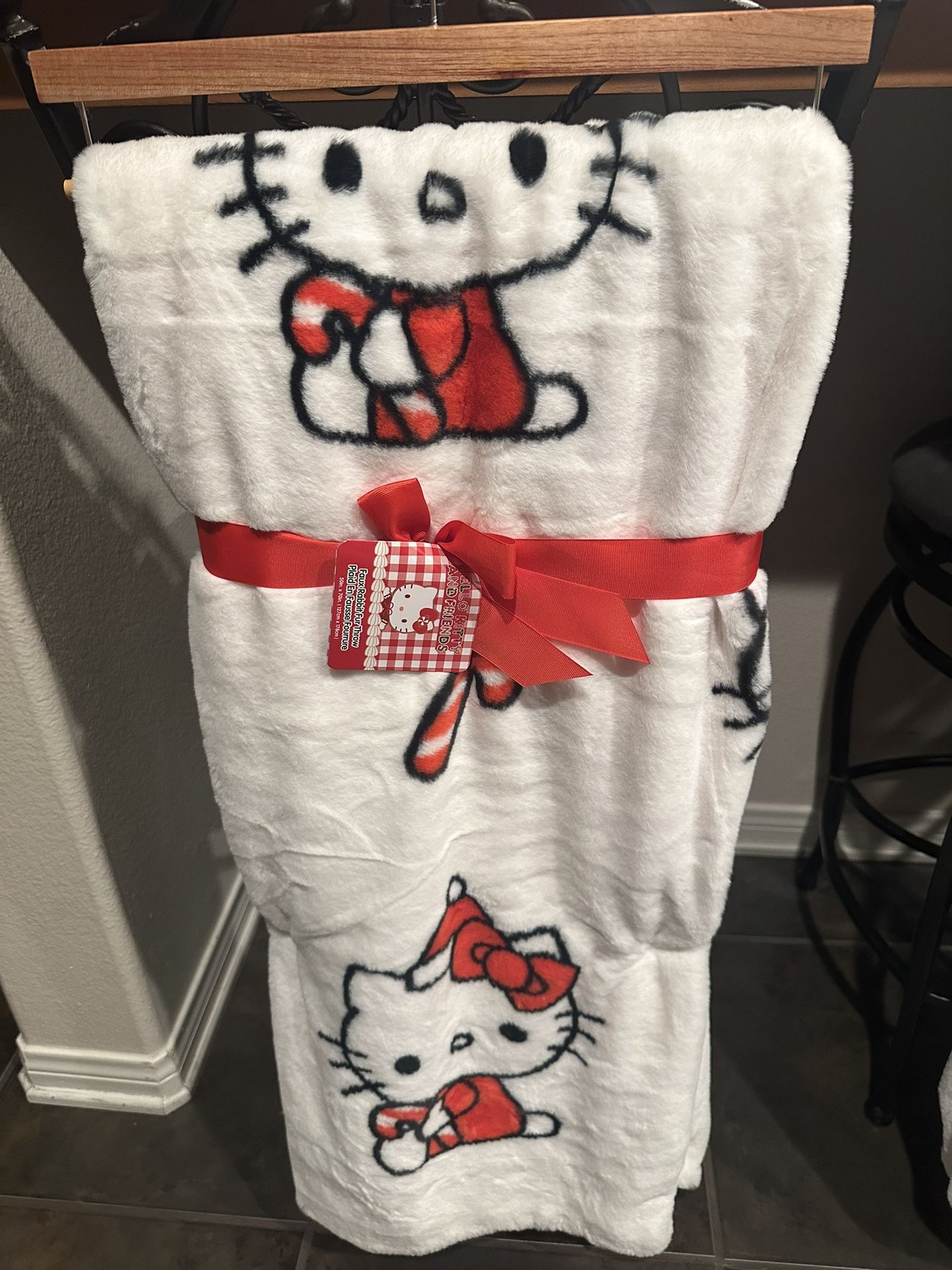 Hello Kitty Candy Cane Blanket