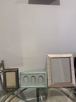 Various picture frames- 3 count