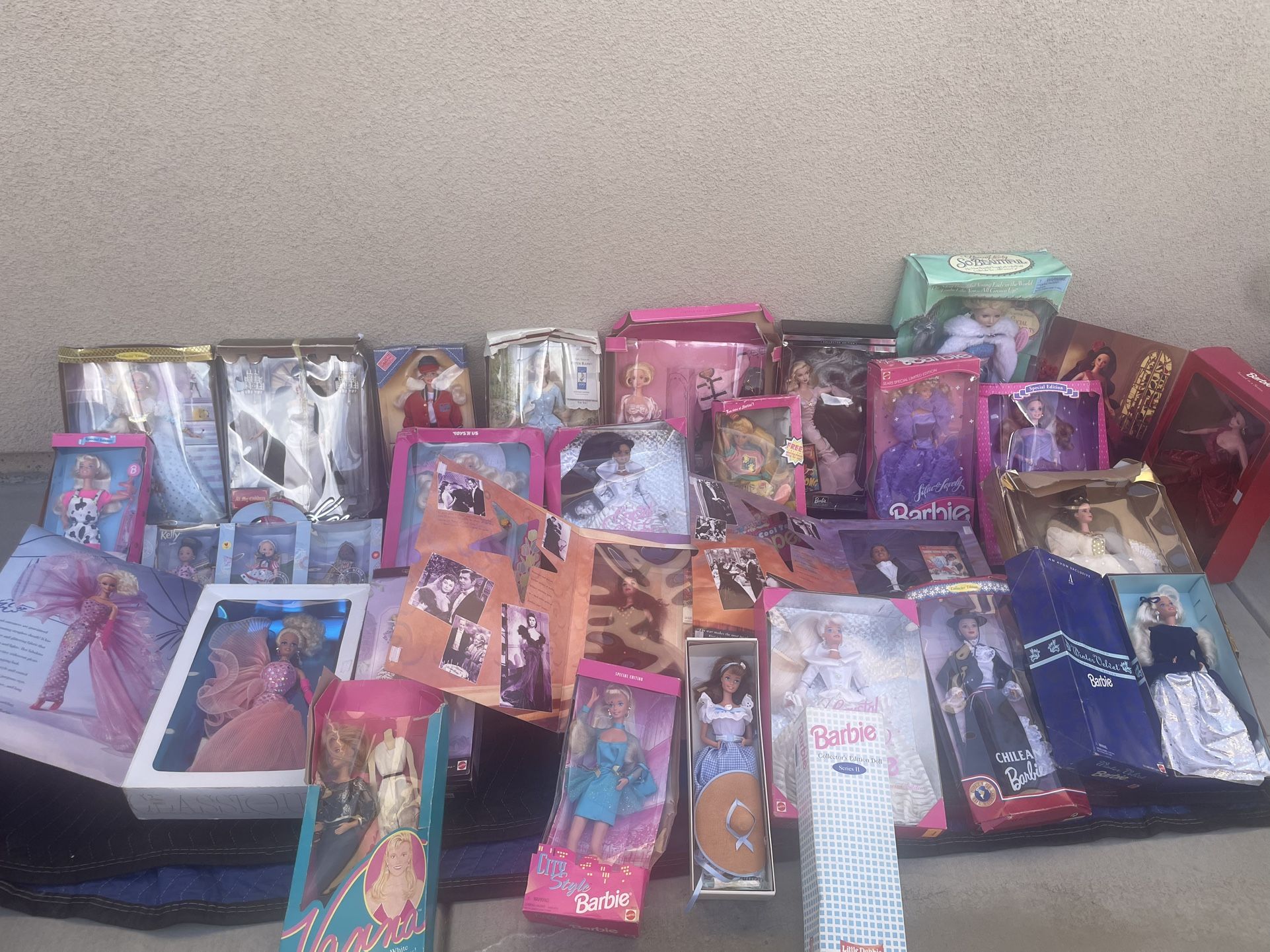 32 Antique Barbie’s For Sale