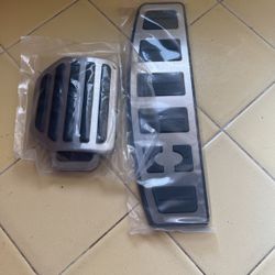 Brand New - Foot Reat Pedal 