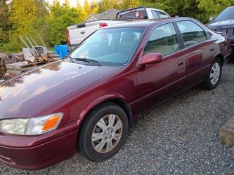 2000 Toyota Camry