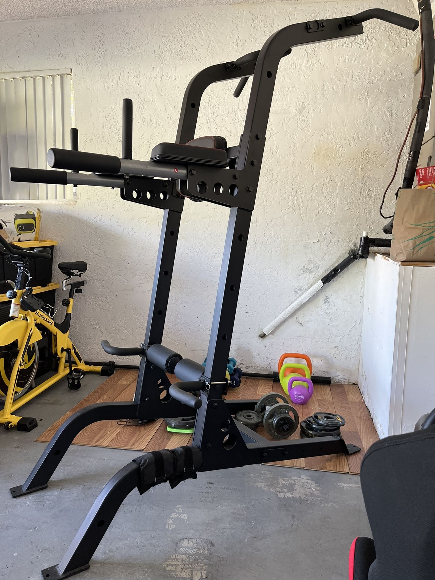 FITNESS REALITY (Free Shipping) X-Class High Capacity Multi-Function Power Tower