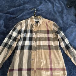Authentic Burberry Men’s Shirt - Size M 