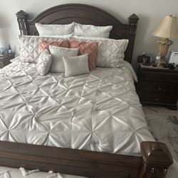 King size Bedroom Set