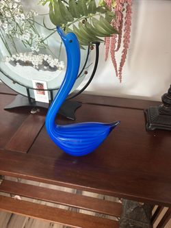 Large Glass swan Murano Style Glass Deep Blue Swan 13” 