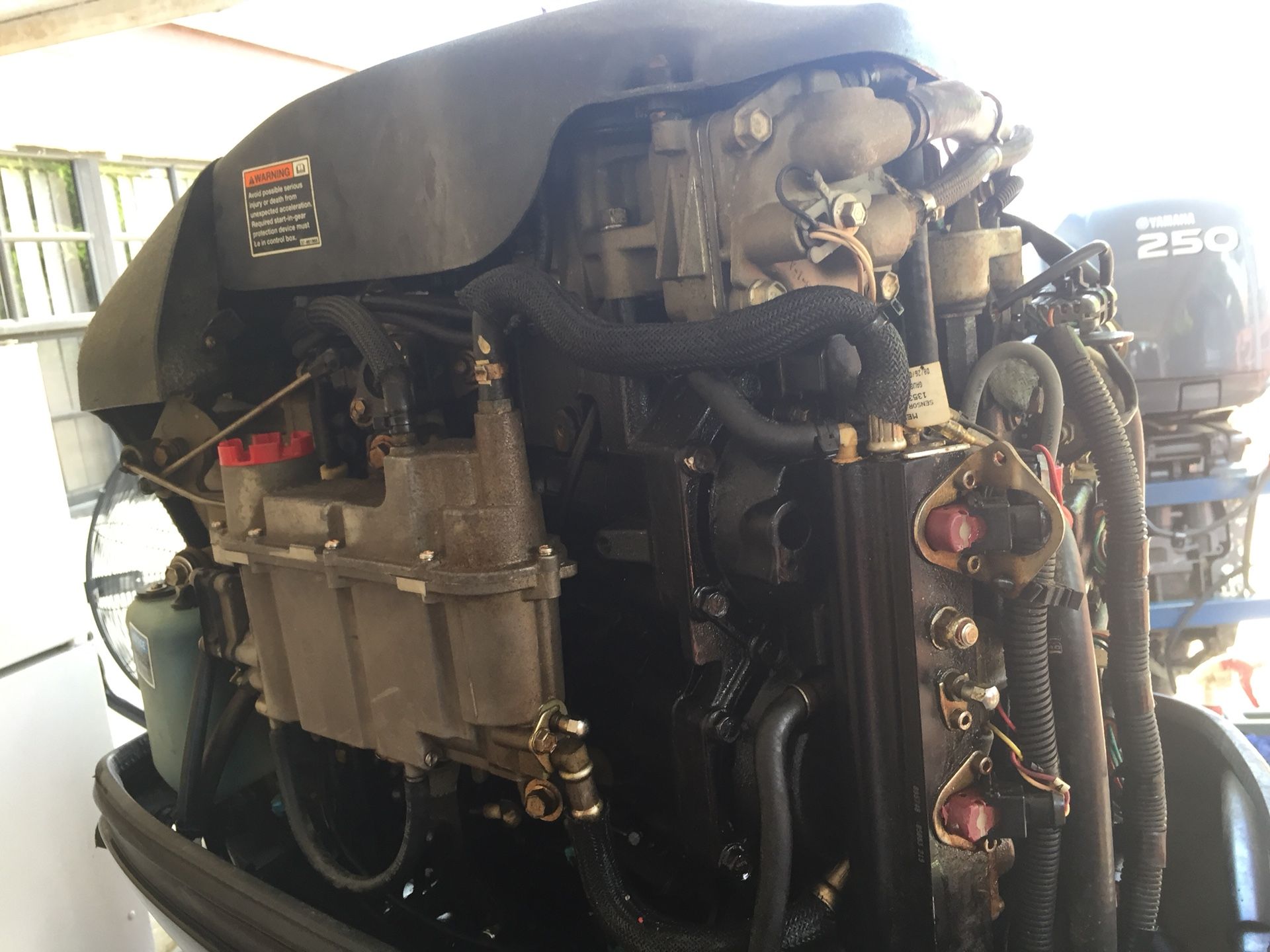 2006 Mercury 200 hp Optimax Direct Fuel Injection Outboard Motor for