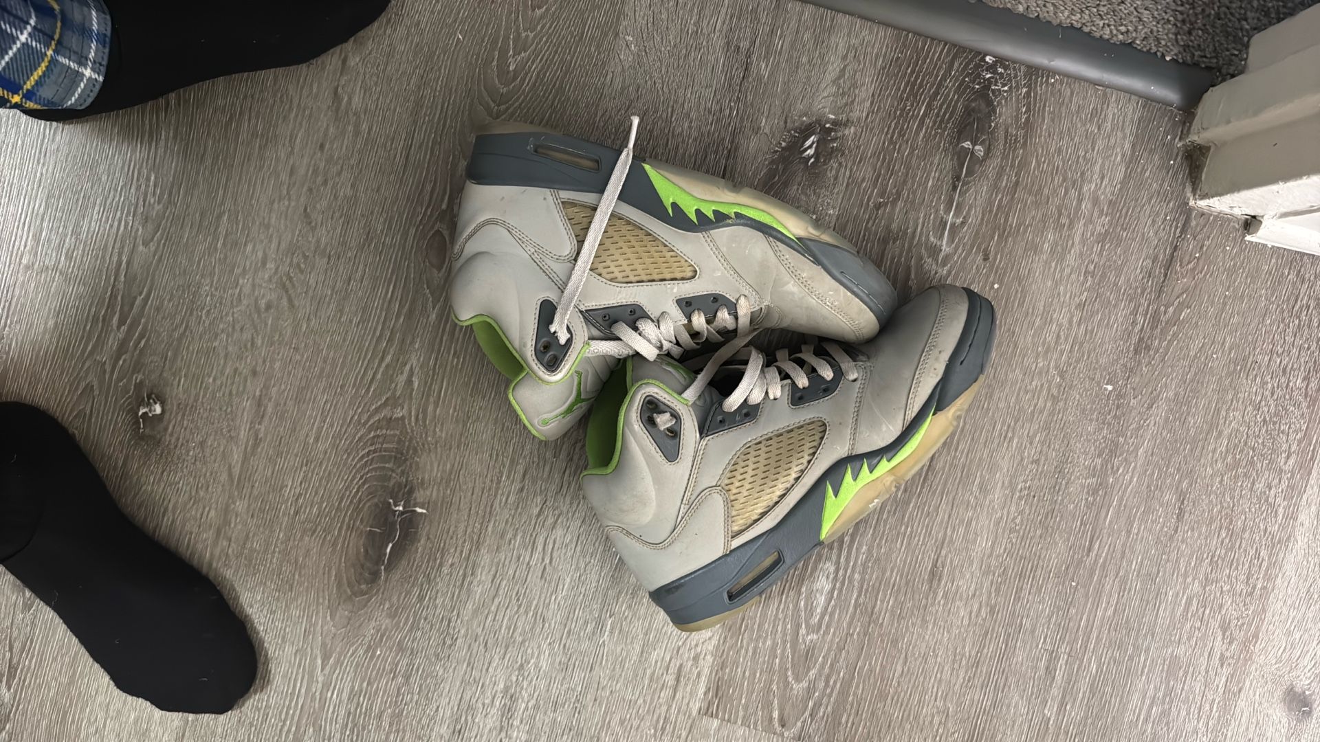 Gray Jordan 5