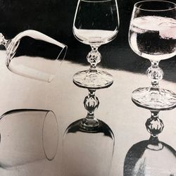 Claudia Fine Crystal Wine Glasses
