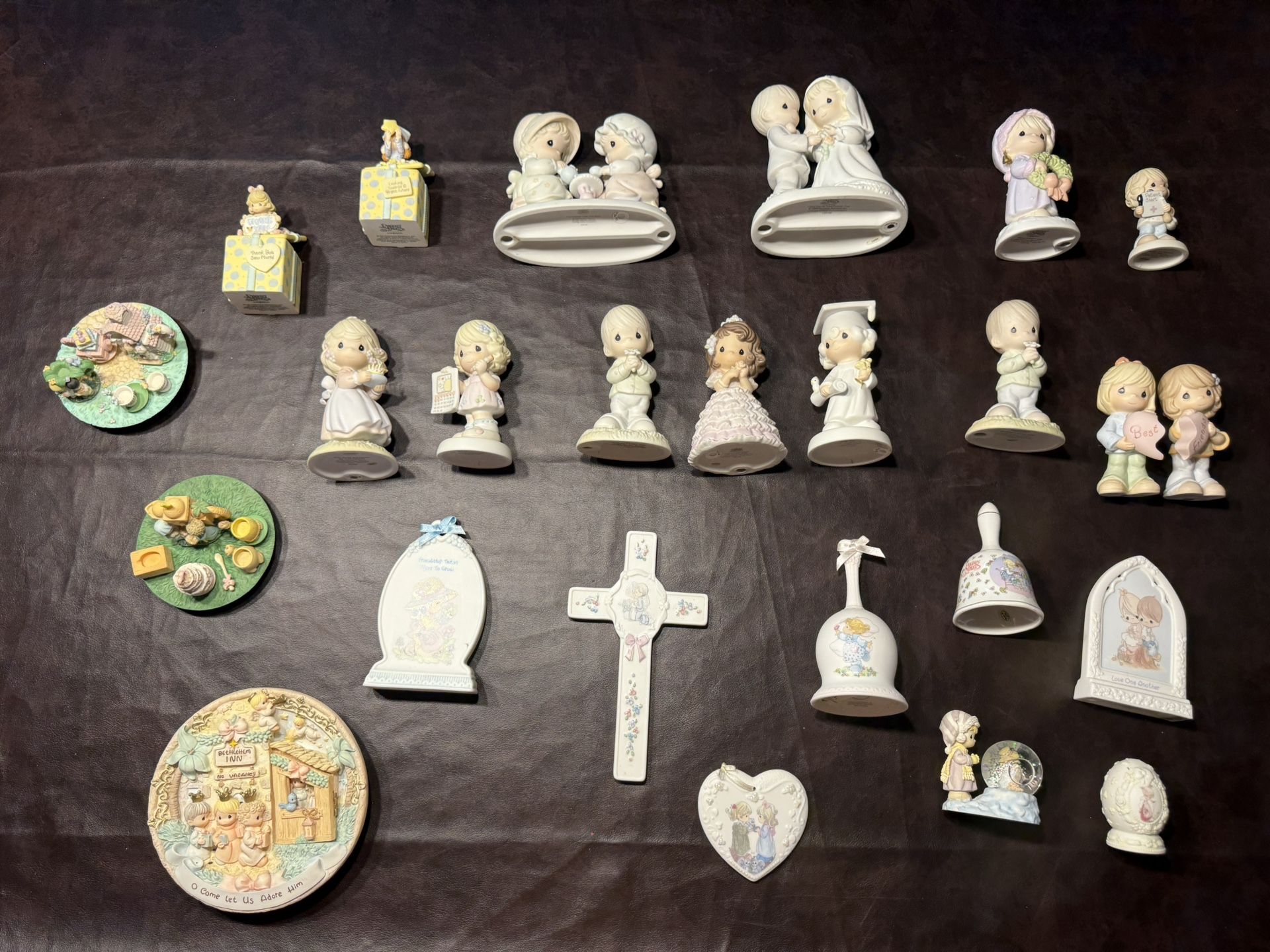 Precious Moments Figurines