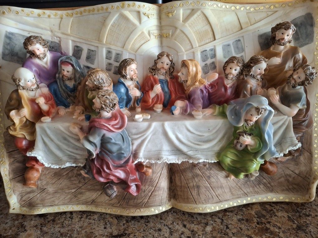 Last Supper Wall Plaque With Stand