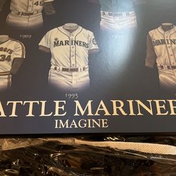 Mariners Sign 