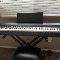 Casio Privia px-160 Keyboard + chair/stand