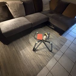 Free Sectional Sofa with Chaise Lounge
