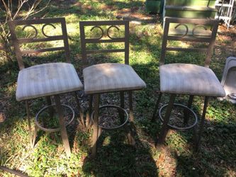 Metal swivel stools