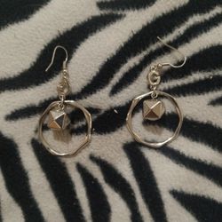 Guess Earrings 