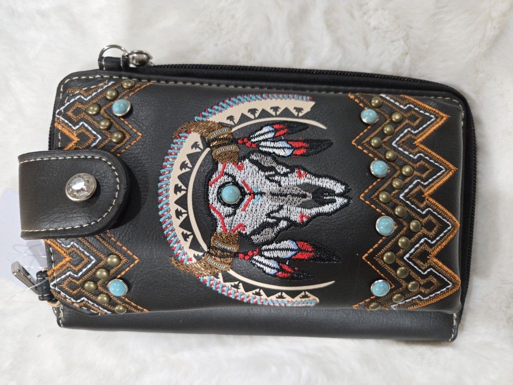 Longhorn Skull Embroidered Native Tribal Southwestern Phone Wallet