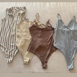 4pcs Bodysuits - Size Small 
