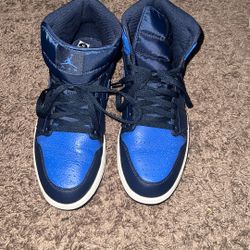 Jordan Retro 1 Mid