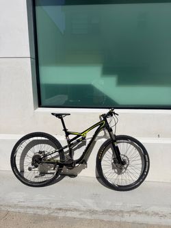 Specialized Camber 29 Full Suspension Mountain Bike – Large
