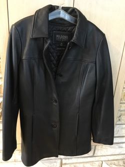 Women small leather jacket