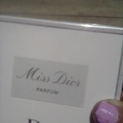 Miss Dior Perfum 