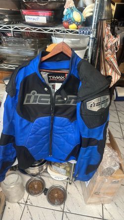 Icon motorcycle jacket, extra large, full body armor new