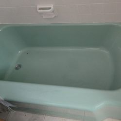 1950s Vintage Mid Century Cast Iron Tub, Porcelain Toilet And Sink