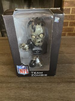 Team Zombie Dallas Cowboys Figurine