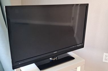 32" LED LCD HDTV