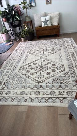 Area rug