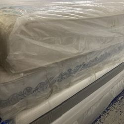 King and queen pillow top and memory foam beds 300 and up. I can deliver