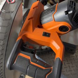 Miter Saw 