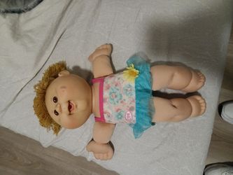 14” Cabbage Patch Kids blode Hair Brown Eyes Happy Face
